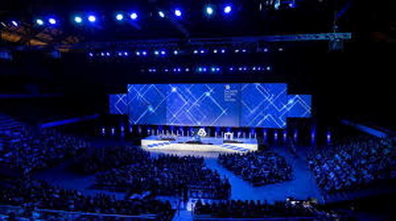 Доллар прибавляет, отыгрывая паттерн 2022 года